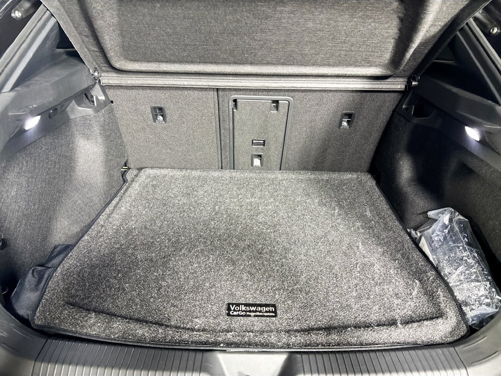 Certified 2023 Volkswagen ID.4 Pro S AWD/4WD image 23