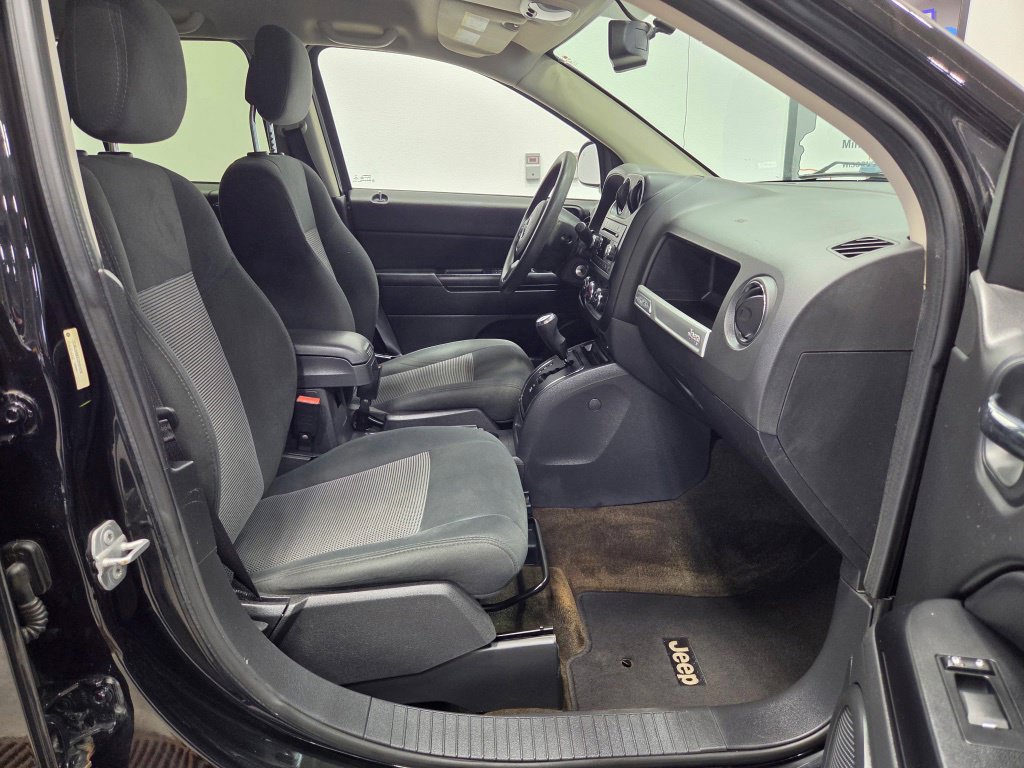 Used 2016 Jeep Compass Sport w/ Power Value Group AWD/4WD image 15