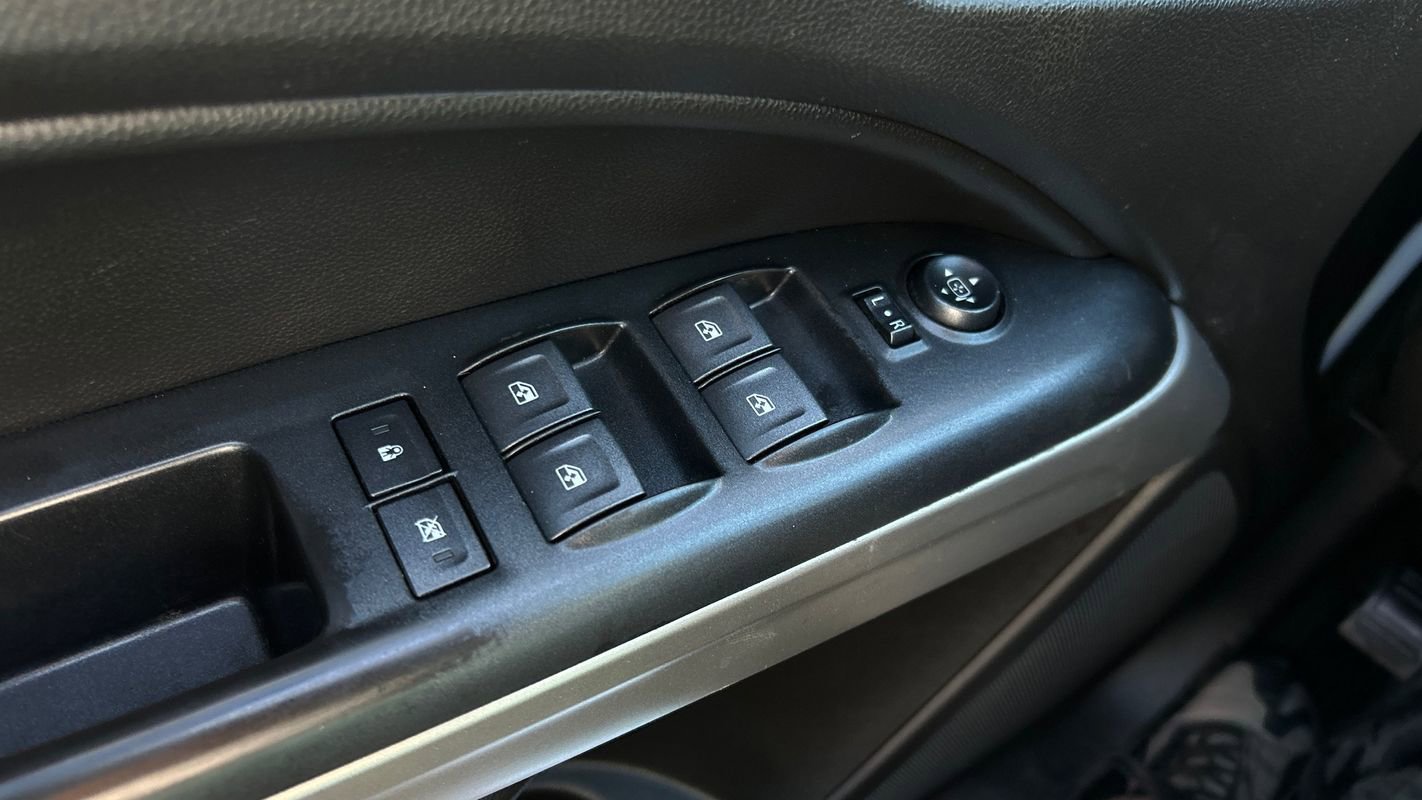 Used 2018 Chevrolet Colorado ZR2 image 31