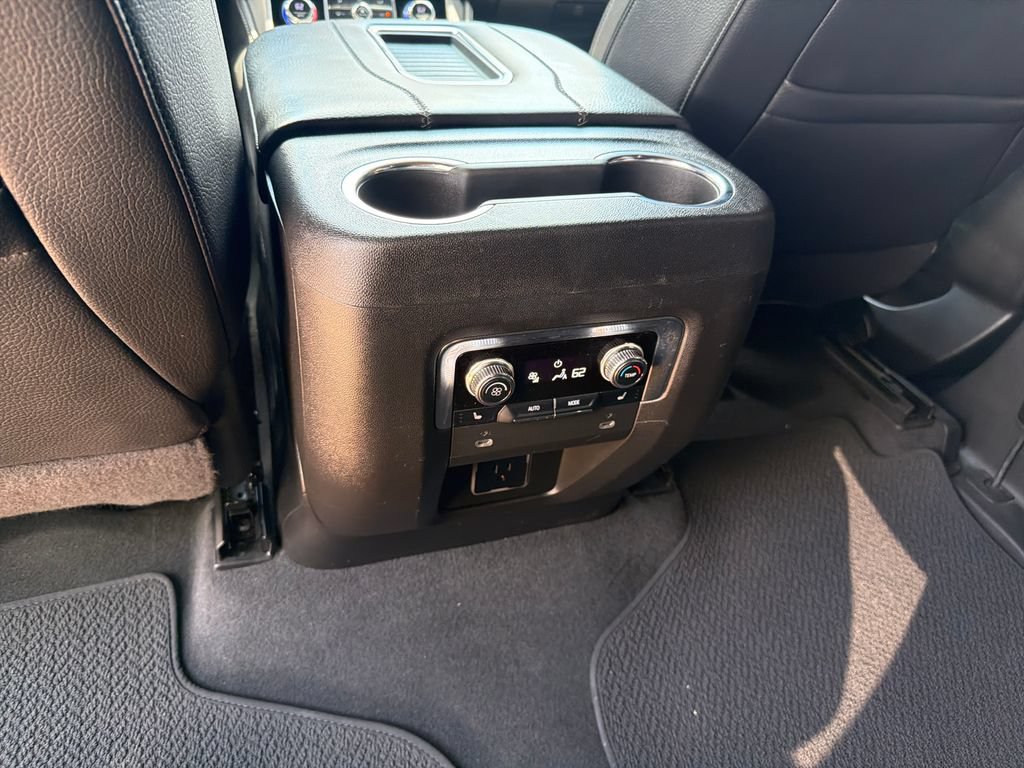 Used 2023 GMC Yukon Denali AWD/4WD image 35
