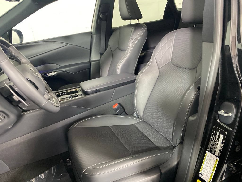Certified 2026 Lexus RX 350 w/ Convenience Package AWD/4WD image 13