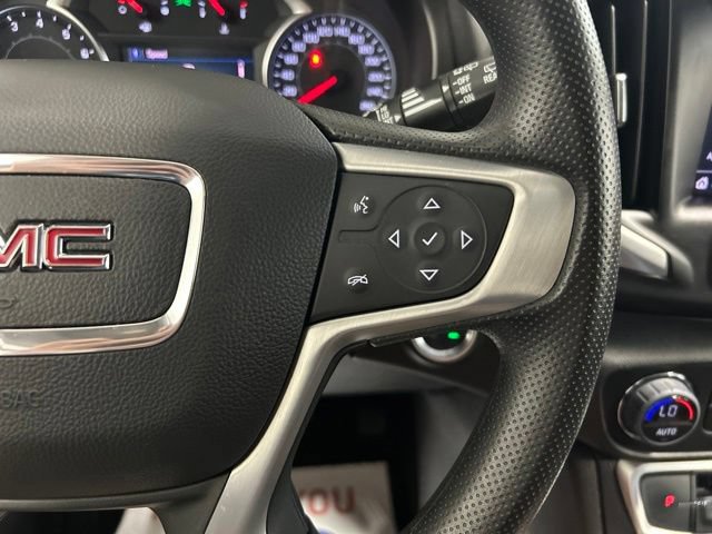 Used 2024 GMC Terrain SLE AWD/4WD image 25