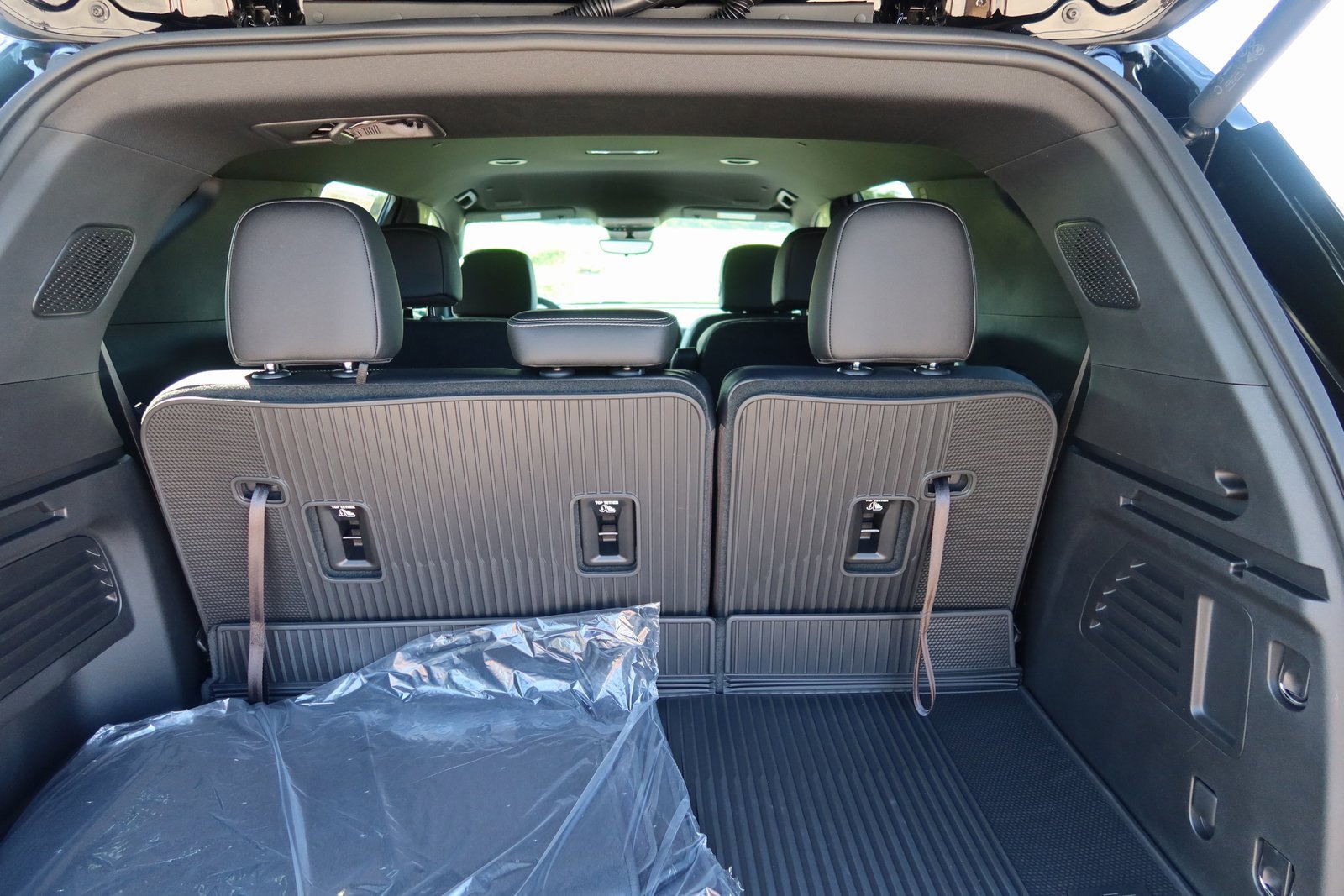 New 2026 Chevrolet Traverse LT w/ Driver Confidence Package image 9