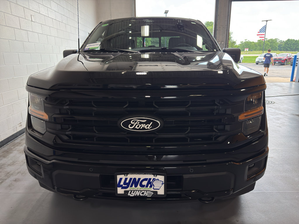 Used 2025 Ford F150 XLT w/ Equipment Group 303A High AWD/4WD image 8