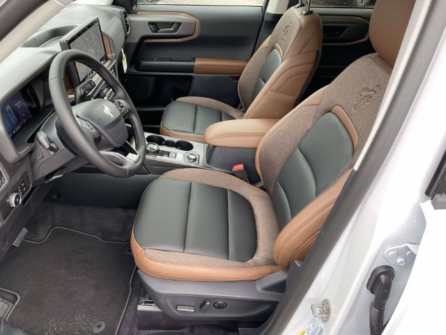 New 2026 Ford Bronco Sport Outer Banks w/ Outer Banks Tech Package+ AWD/4WD image 12