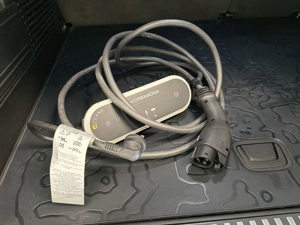 Used 2024 GMC Hummer EV 3X w/ Extreme Off-Road Package image 36
