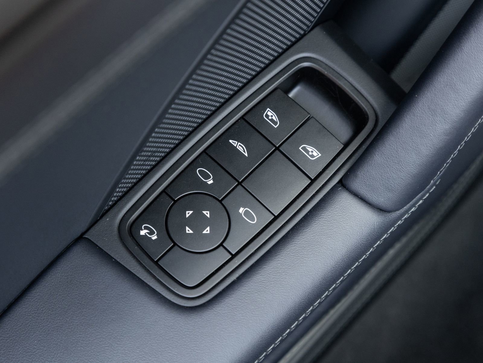 Certified 2026 Porsche 911 GTS image 21