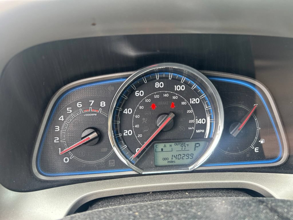 Used 2014 Toyota RAV4 Limited w/ Technology Package AWD/4WD image 8