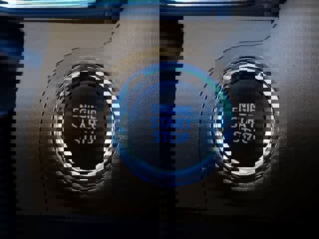 Used 2019 Toyota Avalon Limited image 28