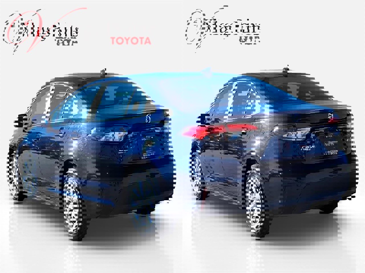 Used 2024 Toyota Corolla LE image 4