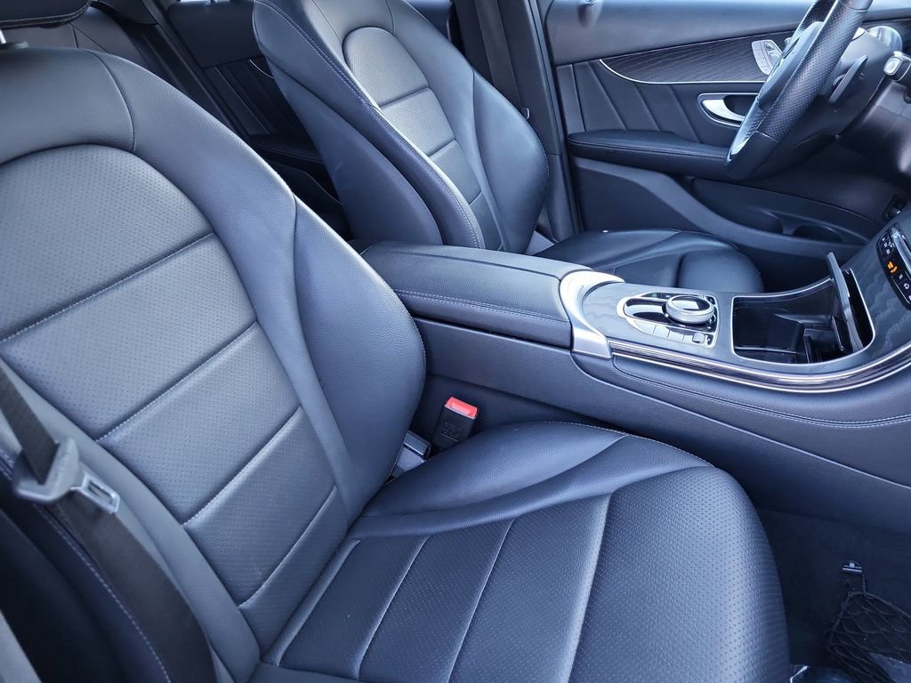Used 2018 Mercedes-Benz GLC 300 4MATIC image 13