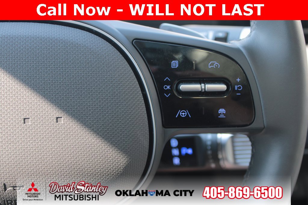 Used 2024 Hyundai Ioniq 5 Limited image 17