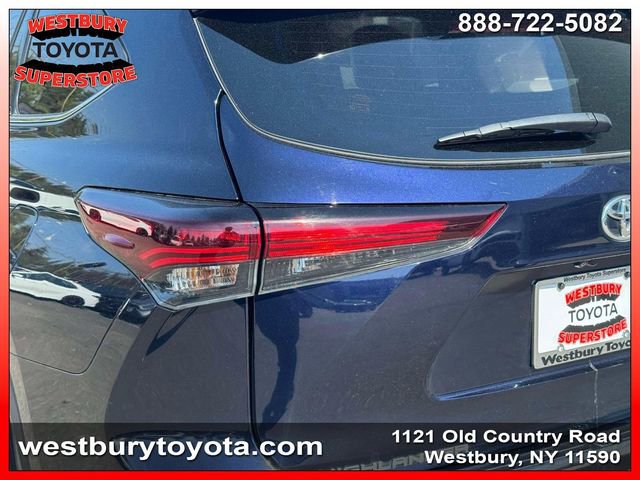 Used 2024 Toyota Highlander Platinum AWD/4WD image 13