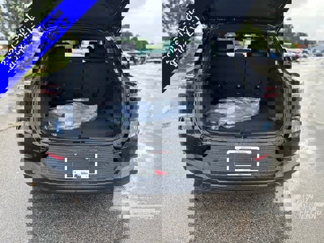 New 2026 Chevrolet Equinox EV LT image 24