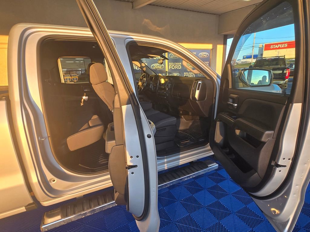 Used 2017 Chevrolet Silverado 1500 LT w/ All Star Edition image 26