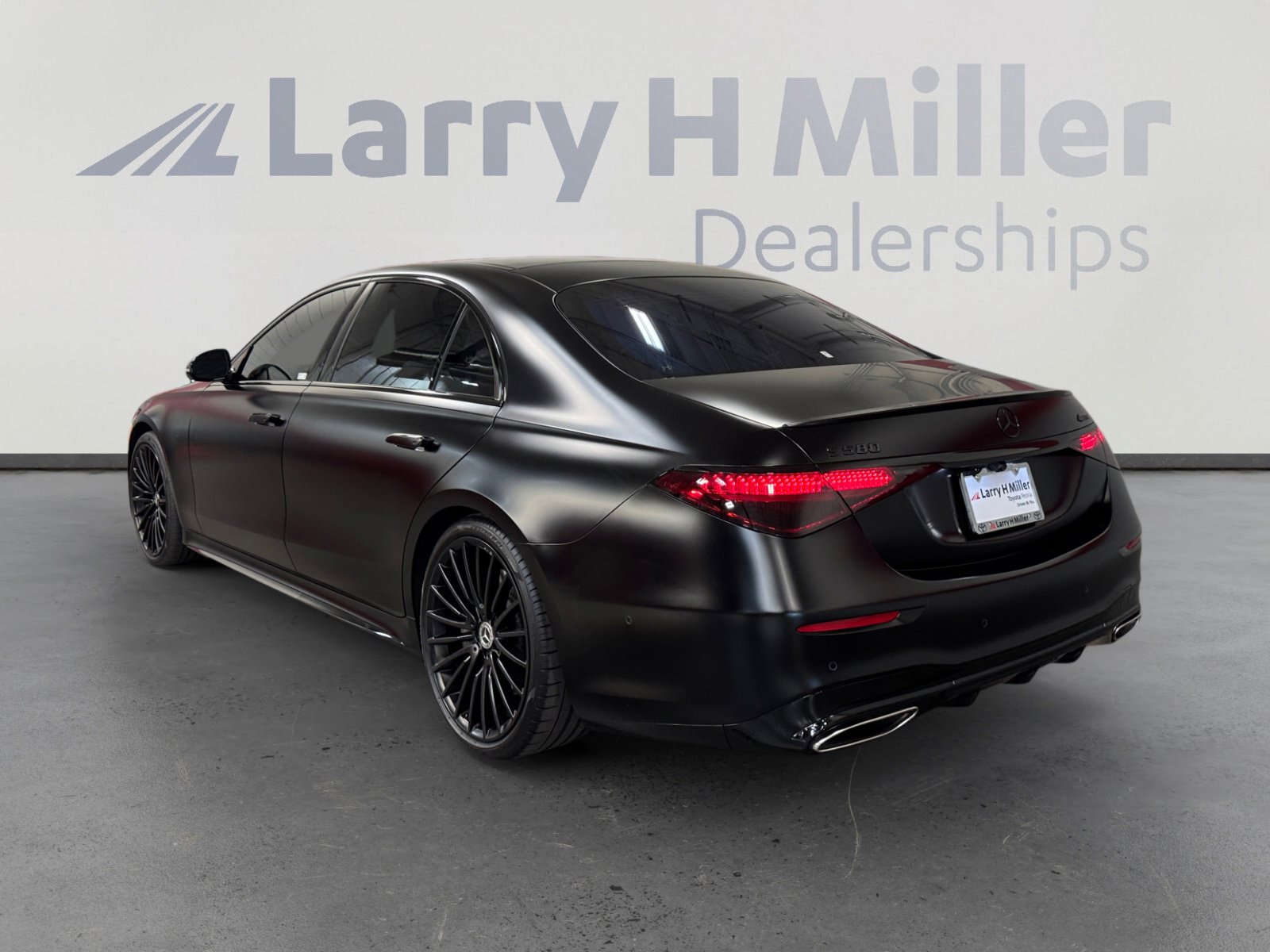 Used 2021 Mercedes-Benz S 580 S 580 image 3