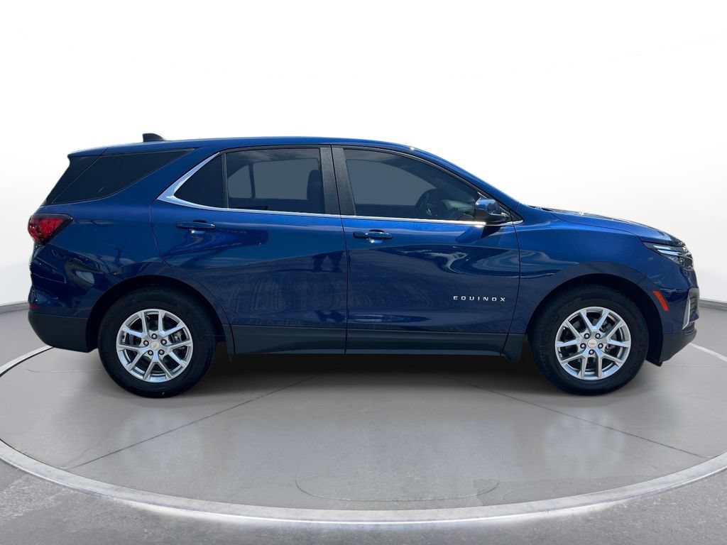 Used 2023 Chevrolet Equinox LT FWD image 3