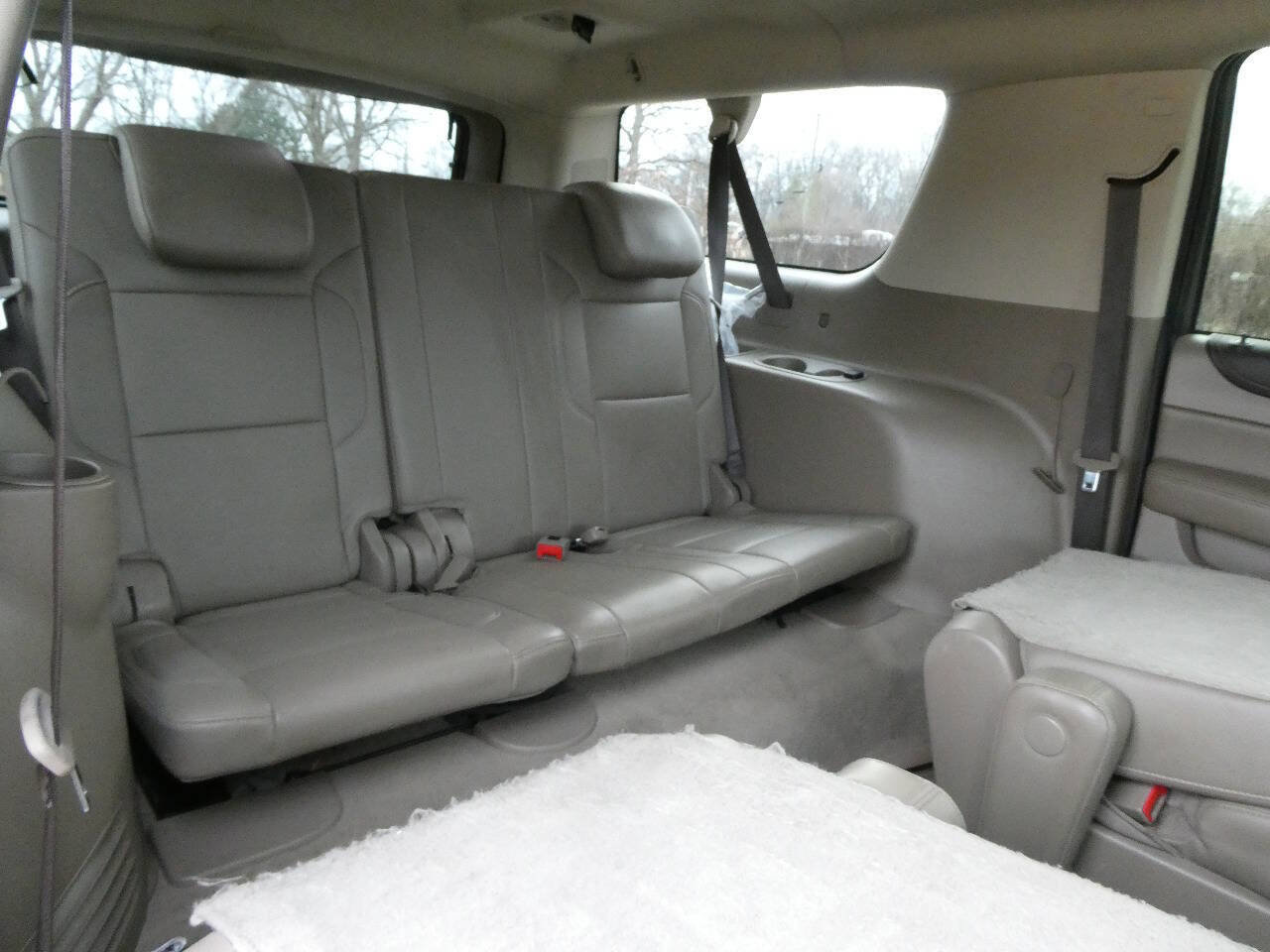 Used 2019 GMC Yukon XL SLT w/ Premium Edition AWD/4WD image 31