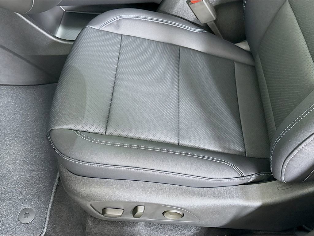 New 2026 Chevrolet Traverse LT w/ Enhanced Driving Package image 20