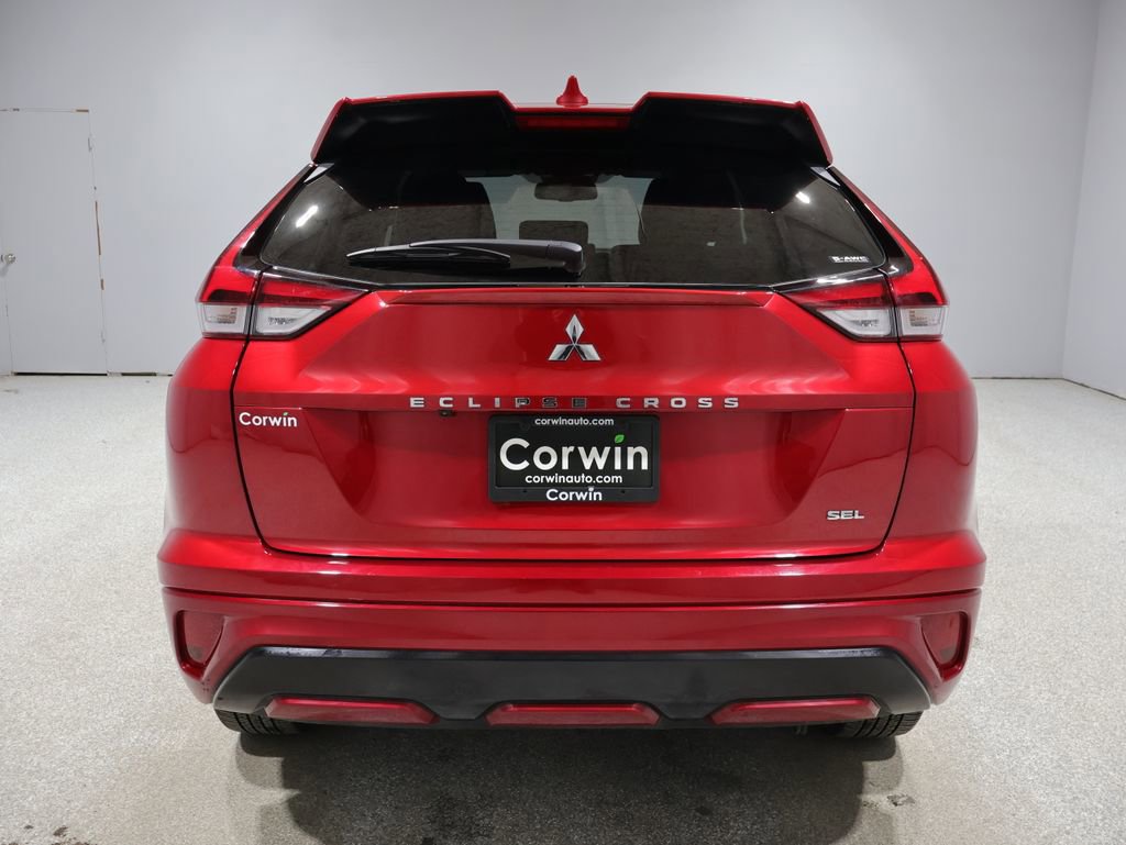 Used 2023 Mitsubishi Eclipse Cross SEL AWD/4WD image 3
