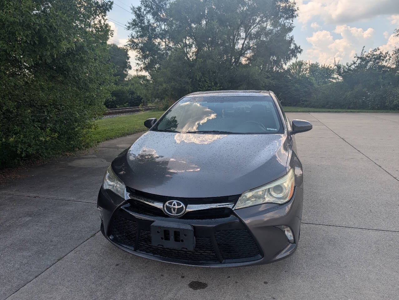 Used 2017 Toyota Camry SE w/ Moonroof Package