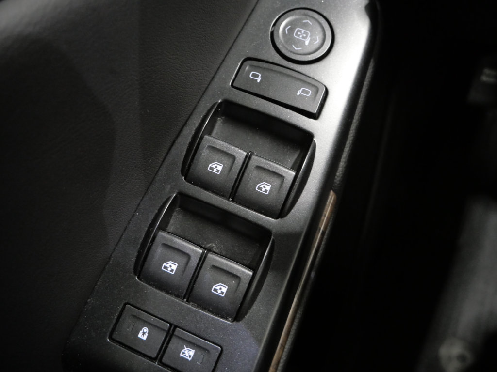 Used 2019 Chevrolet Tahoe LS w/ All-Season Package AWD/4WD image 12