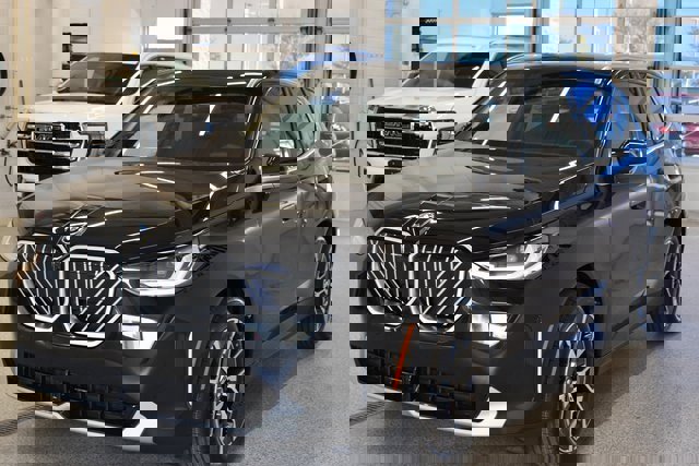 New 2026 BMW X3 xDrive30 w/ Premium Package image 3