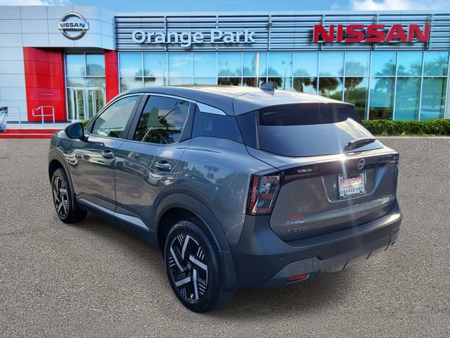 Used 2025 Nissan Kicks SV FWD image 3
