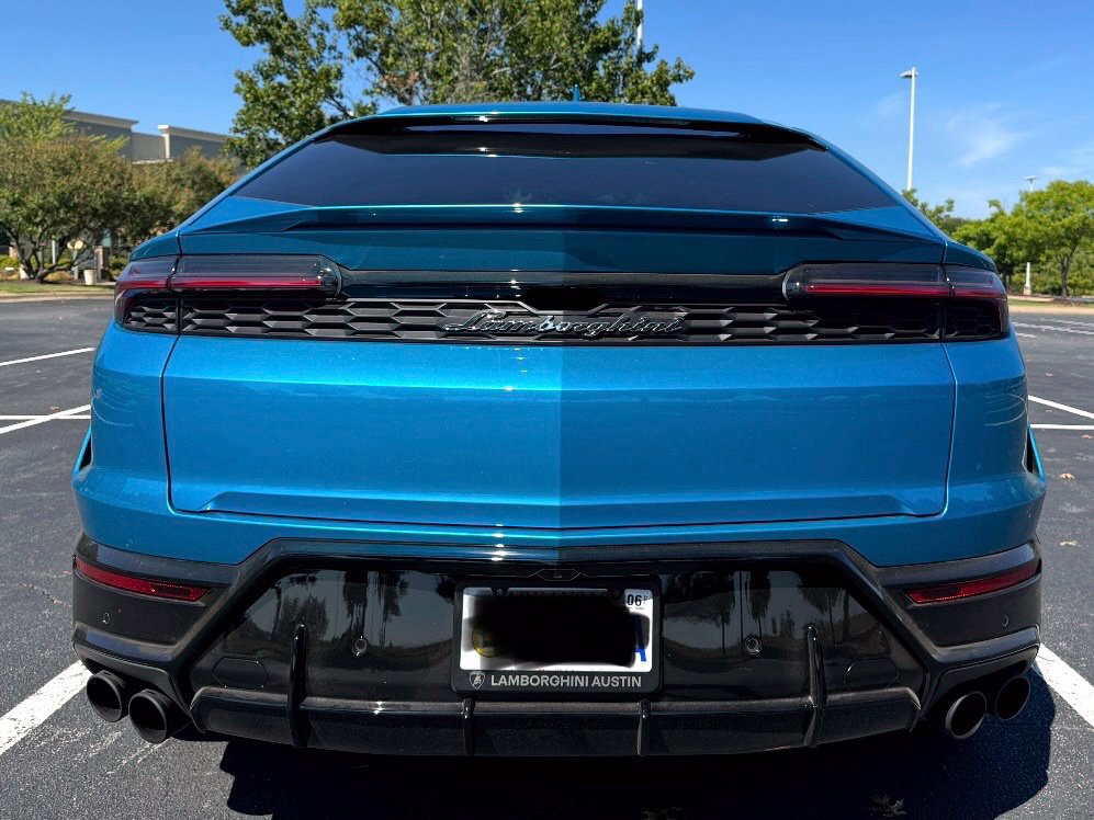 Used 2025 Lamborghini Urus SE AWD/4WD image 7