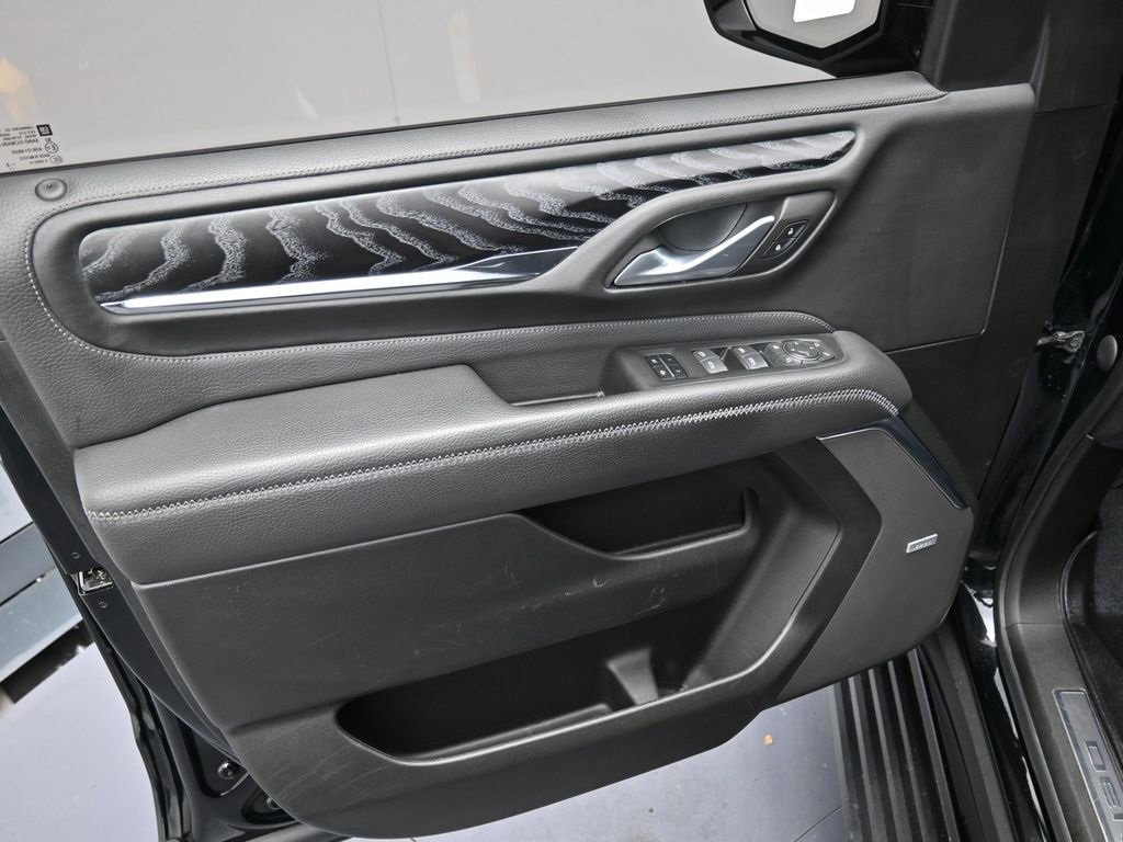 Used 2022 GMC Yukon Denali w/ Max Trailering Package image 9