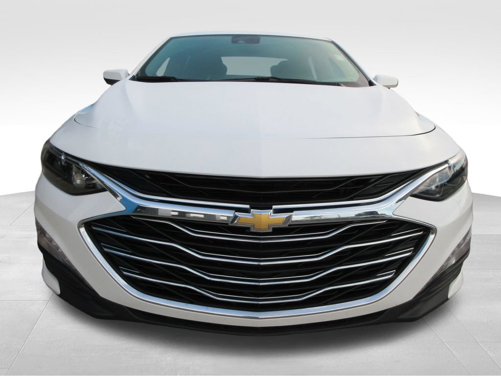 Used 2025 Chevrolet Malibu LT FWD image 8