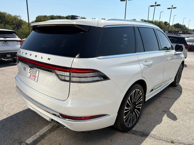 Used 2025 Lincoln Aviator Black Label image 7