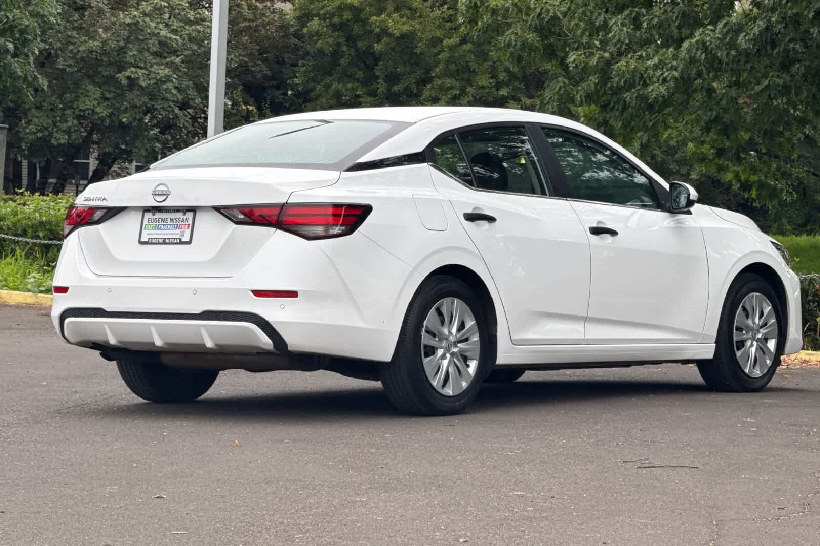 Used 2024 Nissan Sentra S FWD image 2