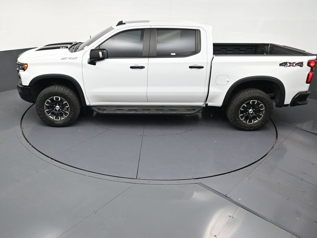 Used 2024 Chevrolet Silverado 1500 ZR2 w/ Technology Package AWD/4WD image 13