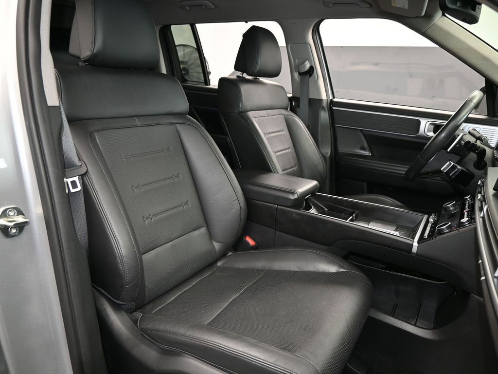 Used 2024 Hyundai Santa Fe Limited image 59