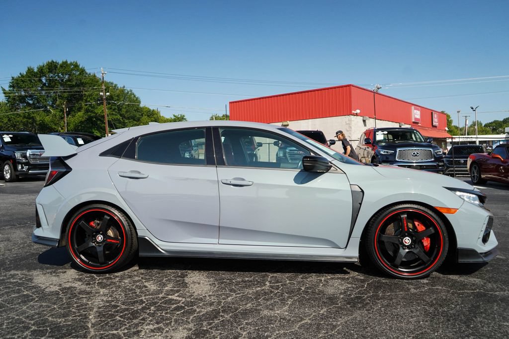 Used 2019 Honda Civic Type R image 2