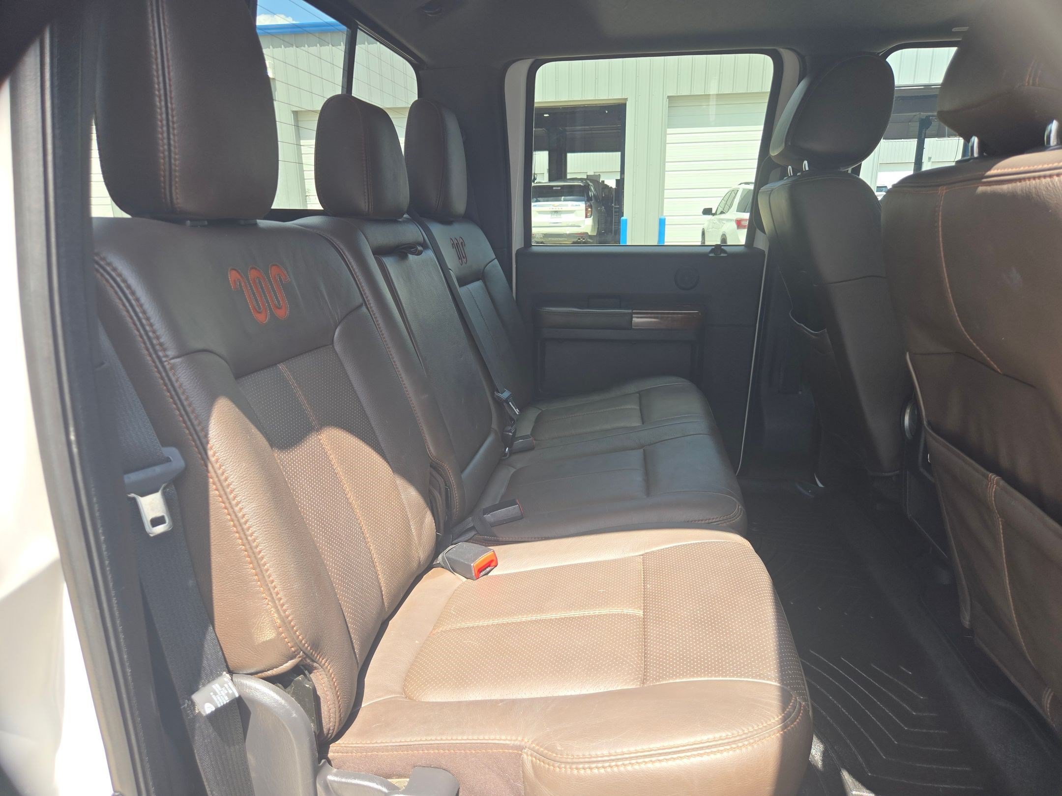 Used 2015 Ford F250 King Ranch w/ FX4 Off-Road Package AWD/4WD image 21
