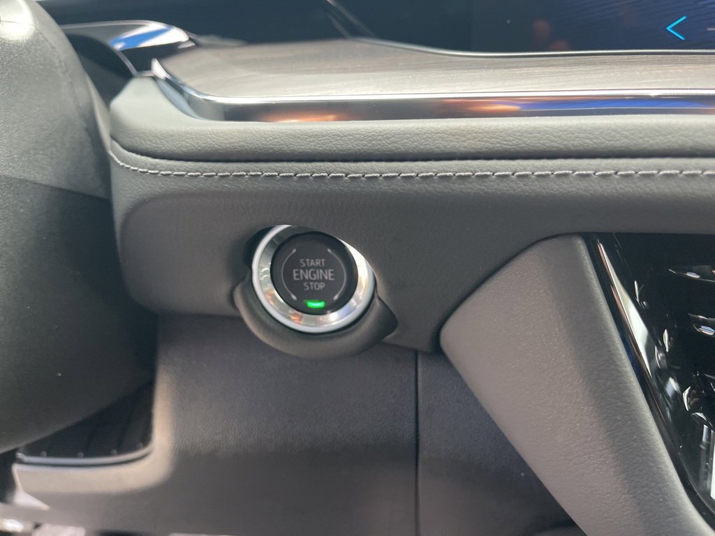 New 2025 Chevrolet Suburban LS image 28