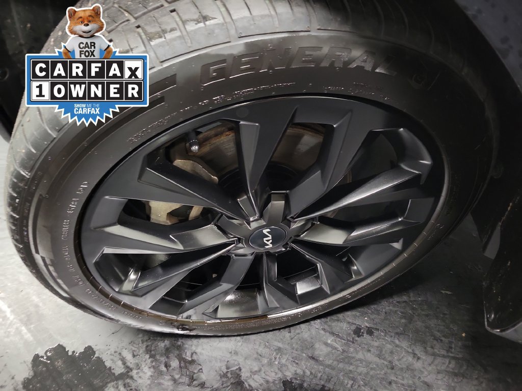 Used 2023 Kia Sorento SX FWD image 13