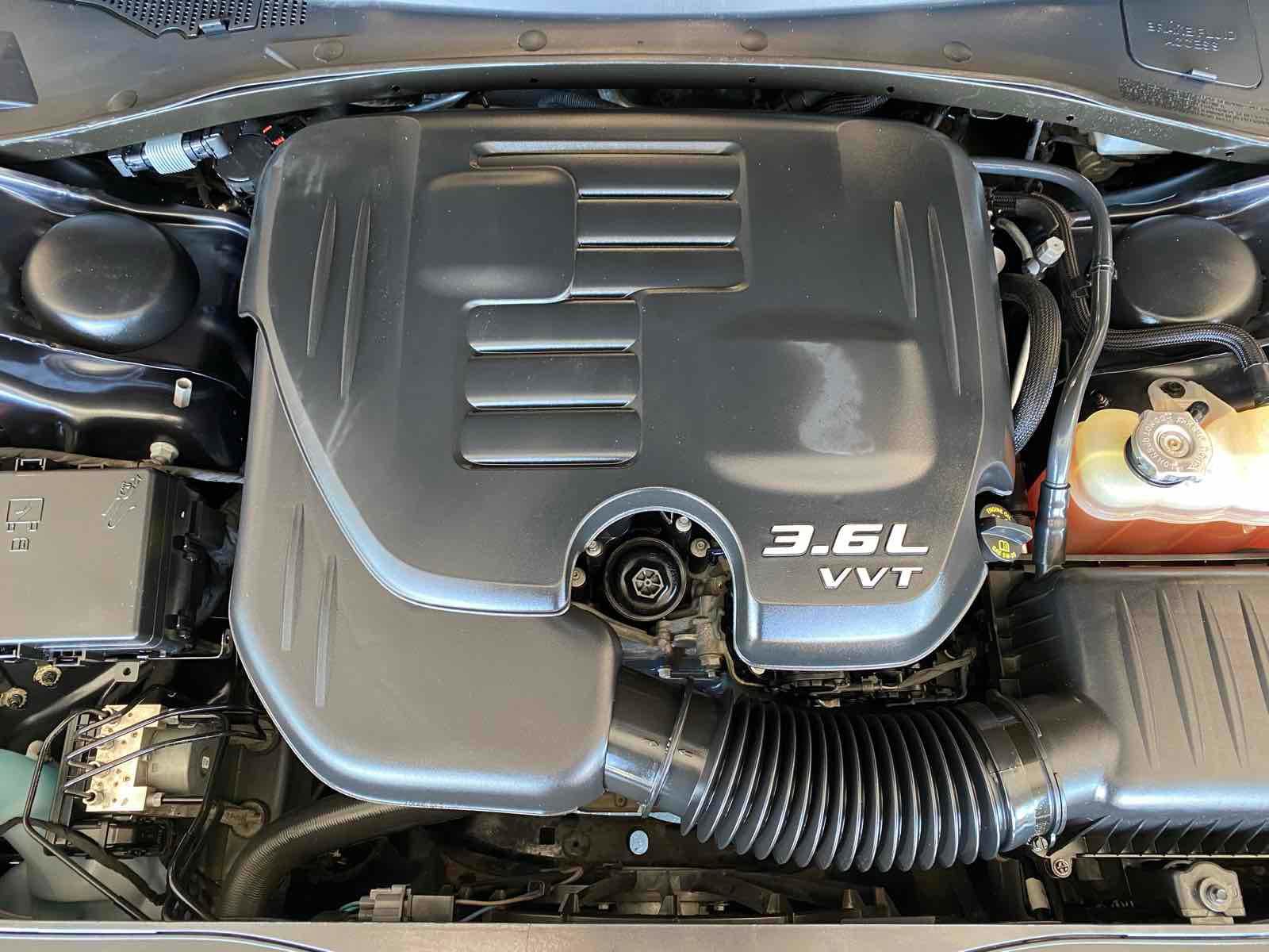 Used 2019 Dodge Charger SXT image 28