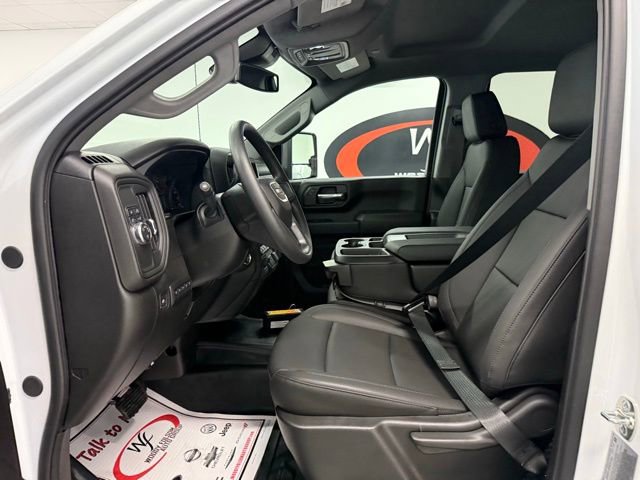 New 2026 GMC Sierra 3500 Pro w/ Convenience Package RWD image 9