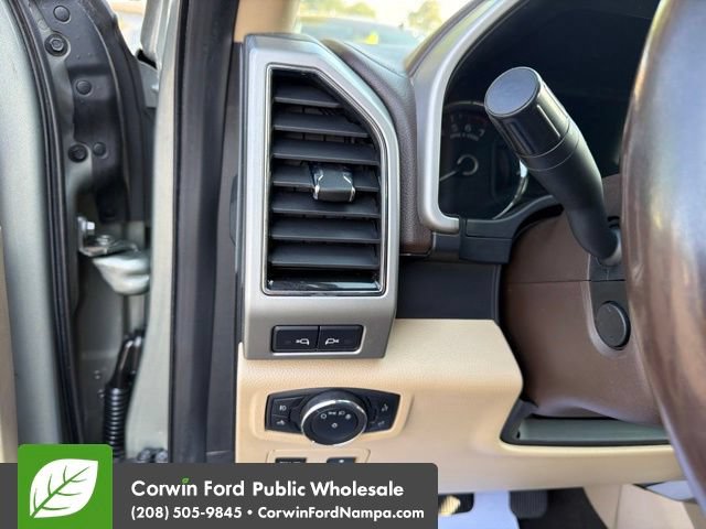 Used 2020 Ford F150 Lariat w/ Equipment Group 502A Luxury AWD/4WD image 15
