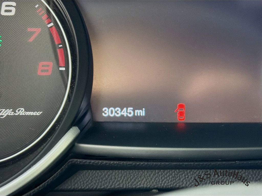 Used 2023 Alfa Romeo Giulia Quadrifoglio w/ Active Assist Plus Package image 15