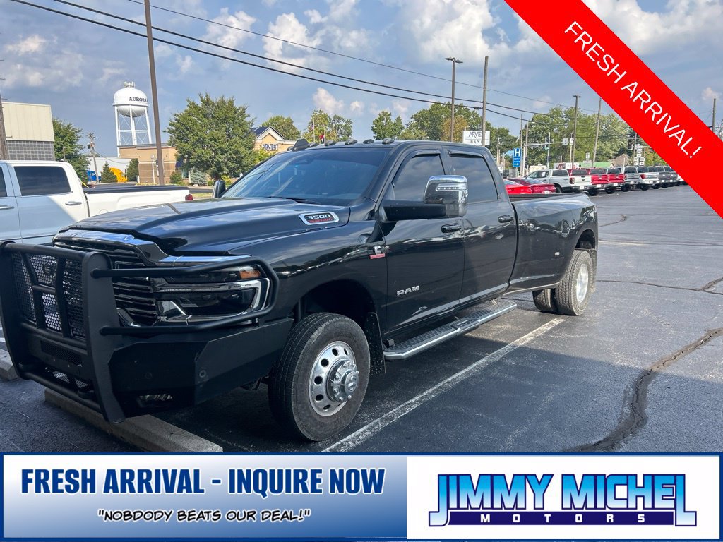 Used 2025 RAM 3500 Laramie AWD/4WD image 1