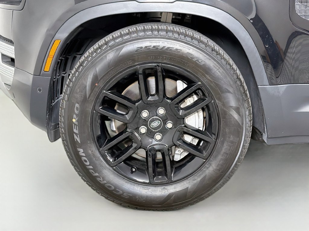 Certified 2023 Land Rover Defender 130 S AWD/4WD image 34