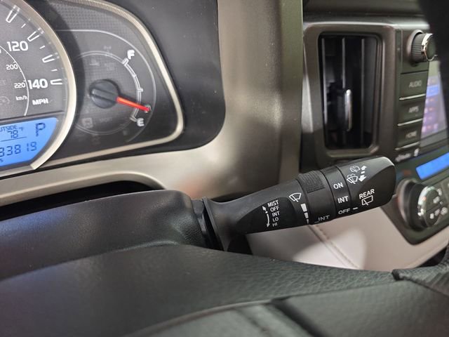 Used 2015 Toyota RAV4 XLE AWD/4WD image 32