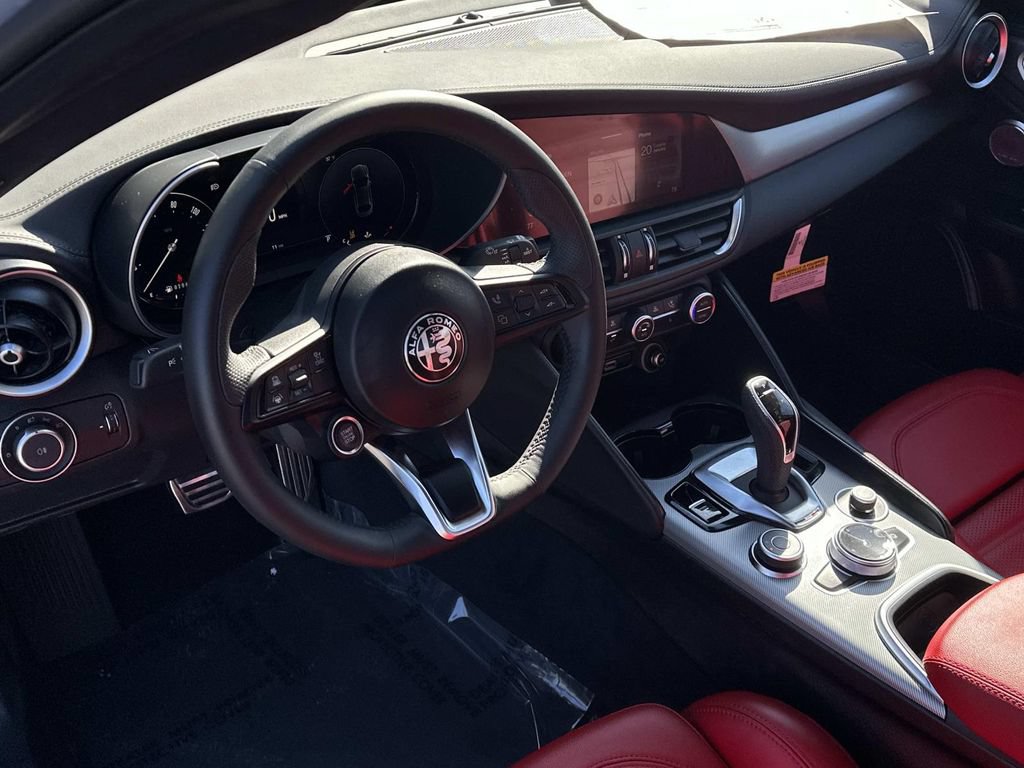 New 2026 Alfa Romeo Giulia AWD image 3