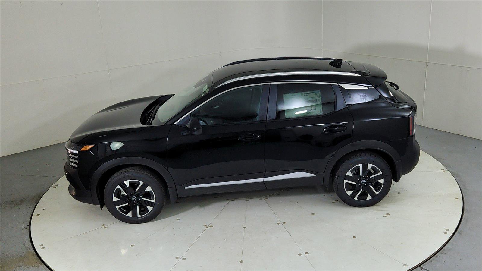 New 2026 Nissan Kicks SV w/ Illumination Package image 38