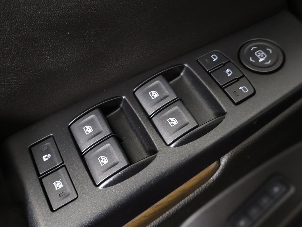 Used 2019 GMC Yukon Denali w/ Denali Ultimate Package image 47