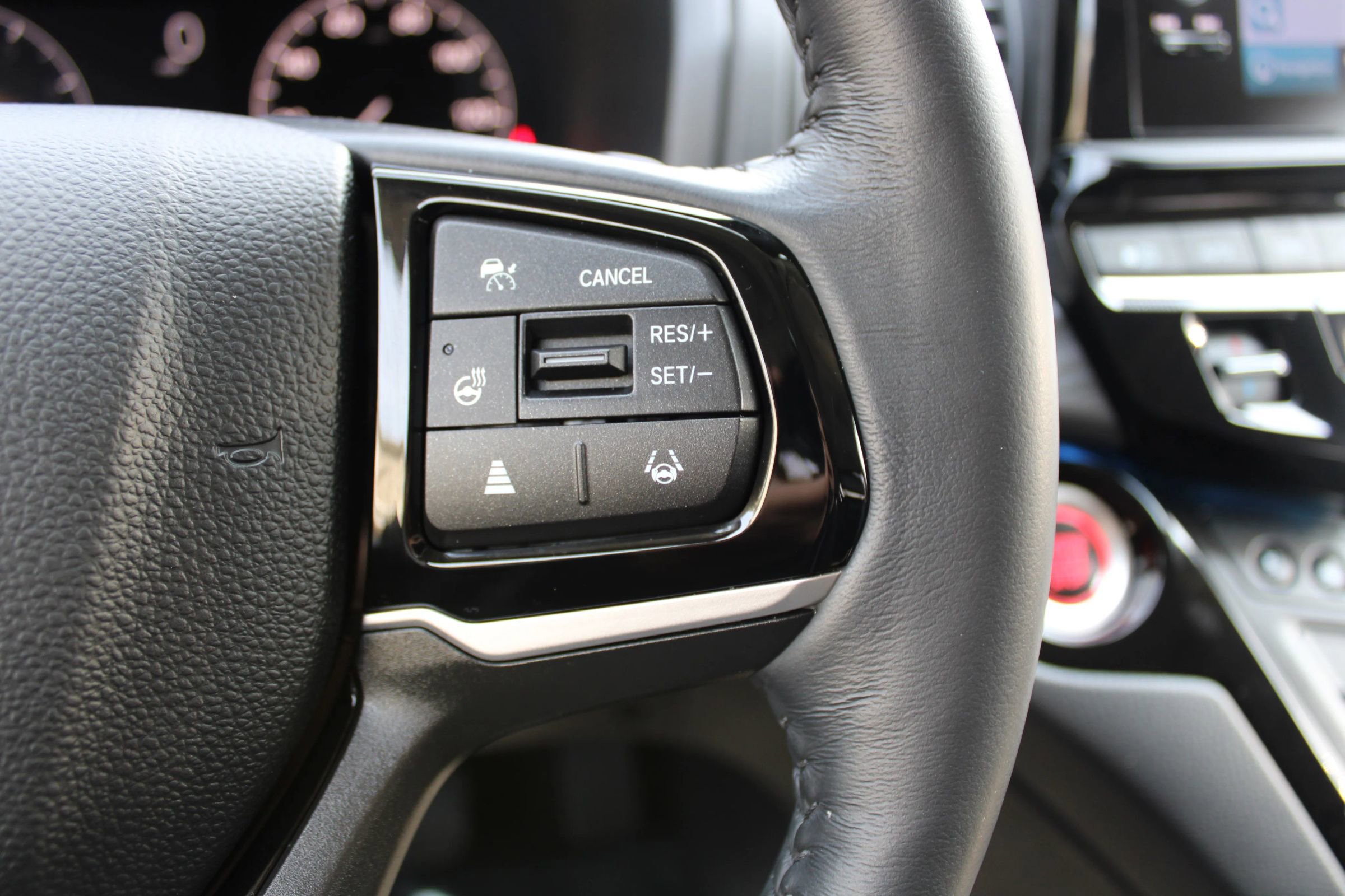 Used 2025 Honda Odyssey Elite image 16